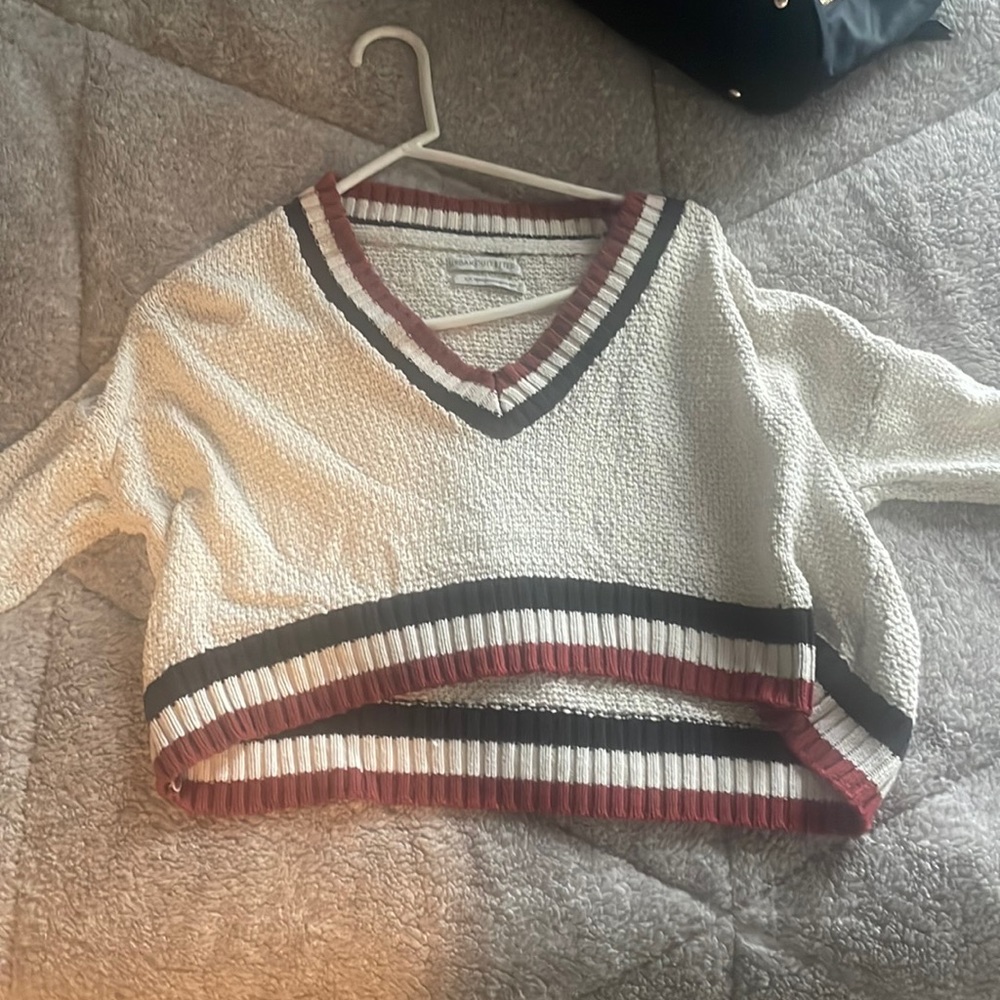 Urban Outfitters Cropped Sweater